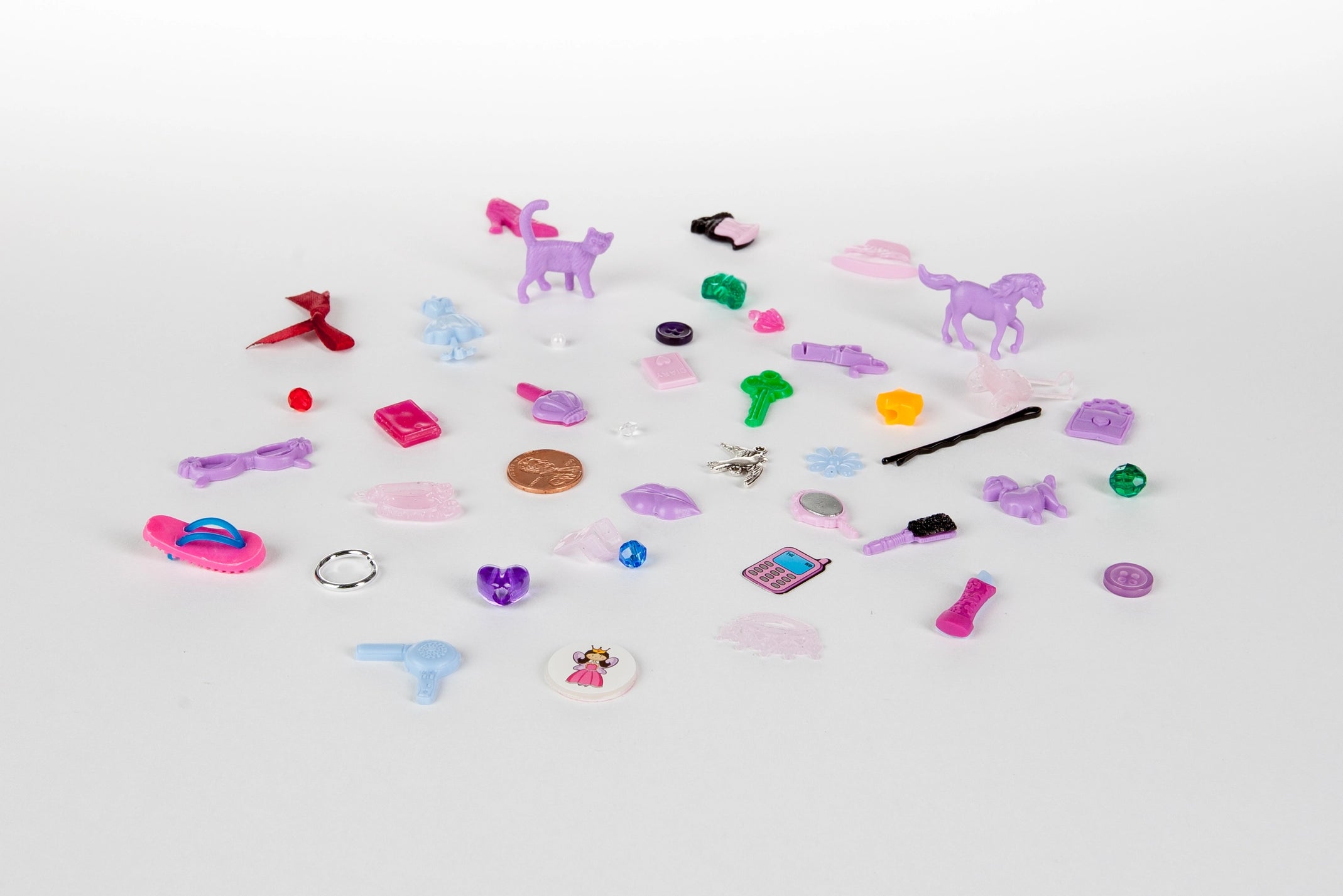 Find It Games: Glitz & Glamour Seek & Find Treasure Hunt